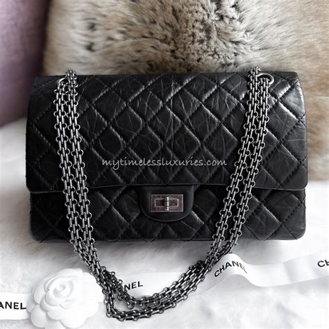 chanel 226 romantique|chanel reissue 226.